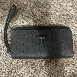 Guess wallet